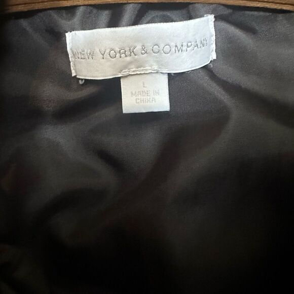 New York & Company Black Puffer Vest - Picture 3 of 4